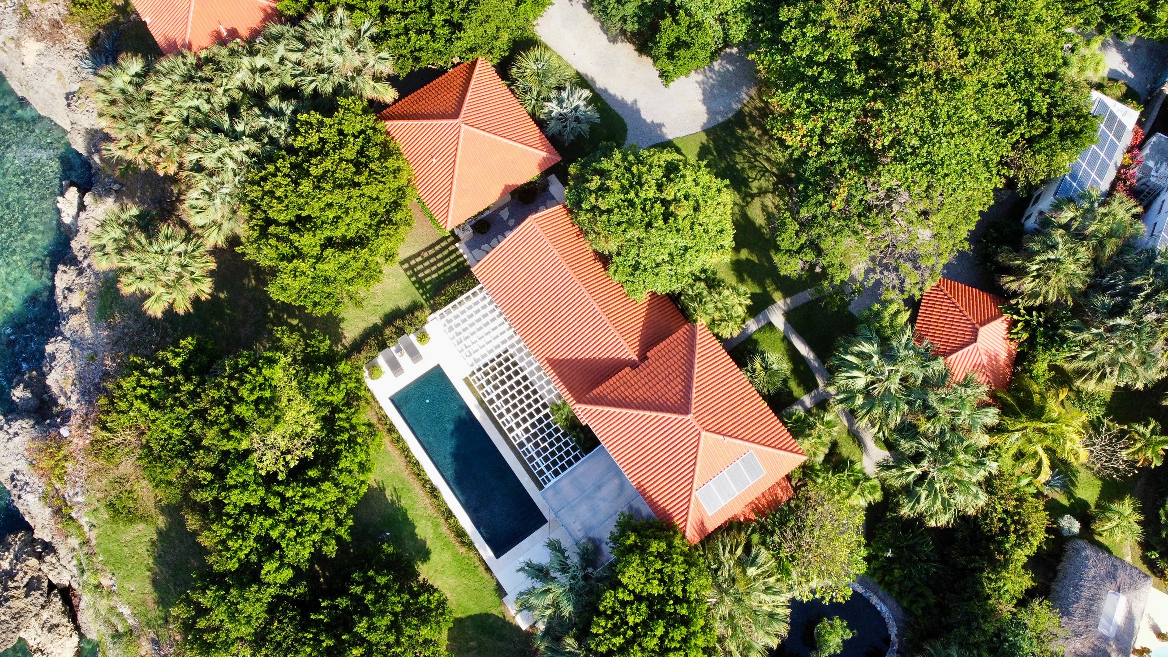 Villa exclusiva en península privada con amplias vistas al mar en Cabrera — 2
