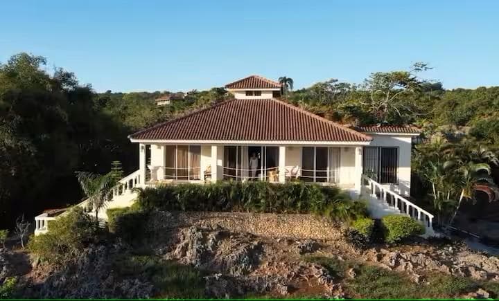For Sale Ocean View Property with Guesthouse in Cabrera — 1