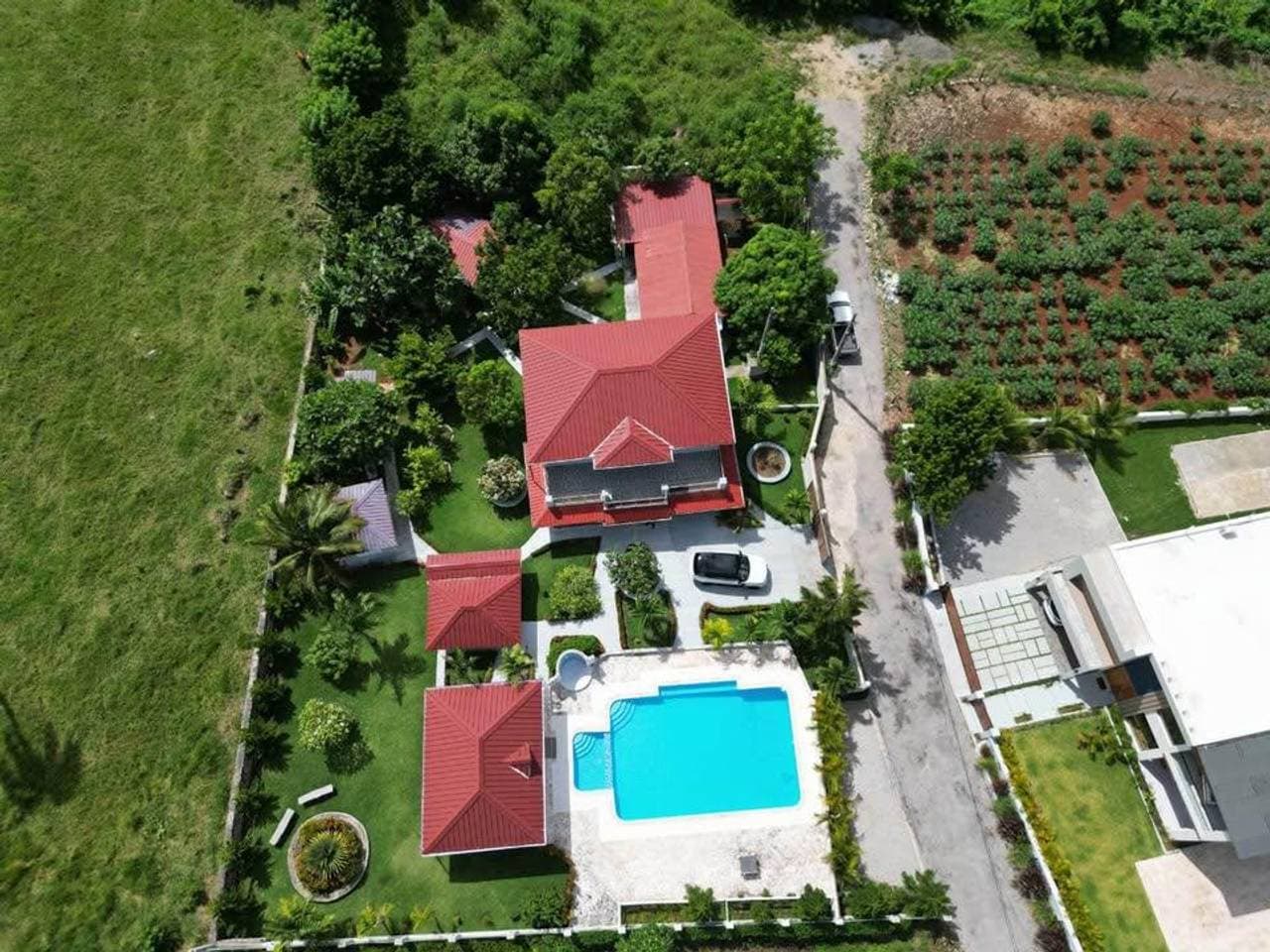 Se Vende Villa con vista al mar en Loma Alta, Cabrera RD — 2