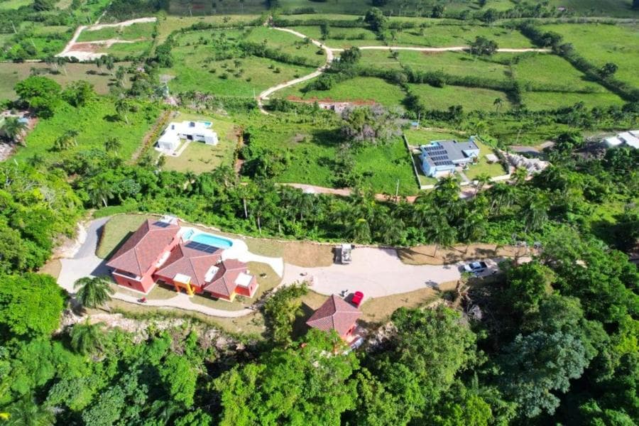 Villa Sky – Impresionante Villa en la Cima de una Colina con Vista Panorámica al Mar — 1