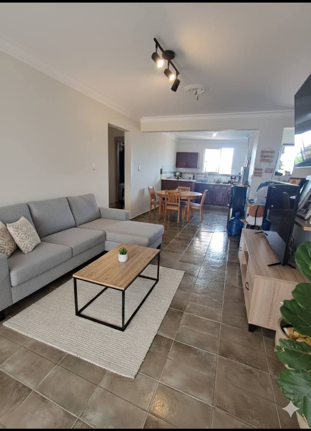 Apartamento con vista a las montañas — 2